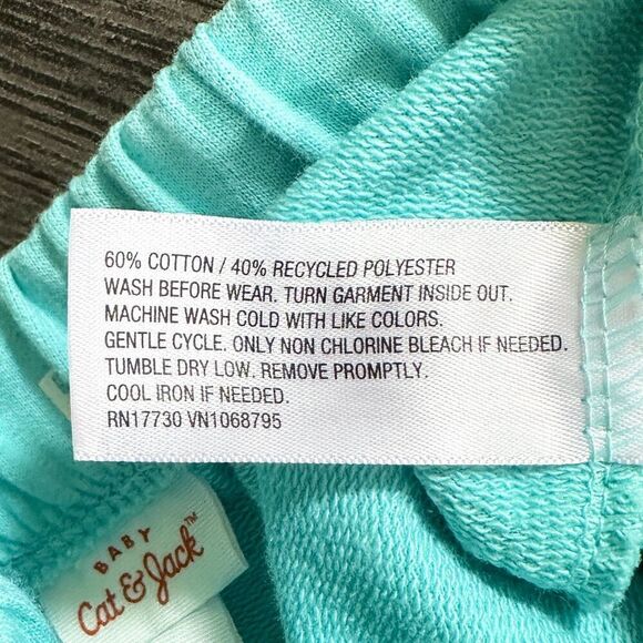 Cat and Jack Baby Boy Outfit Size 0-3 Months Like New, Baby Cat & Jack Bundle - Picture 8 of 9